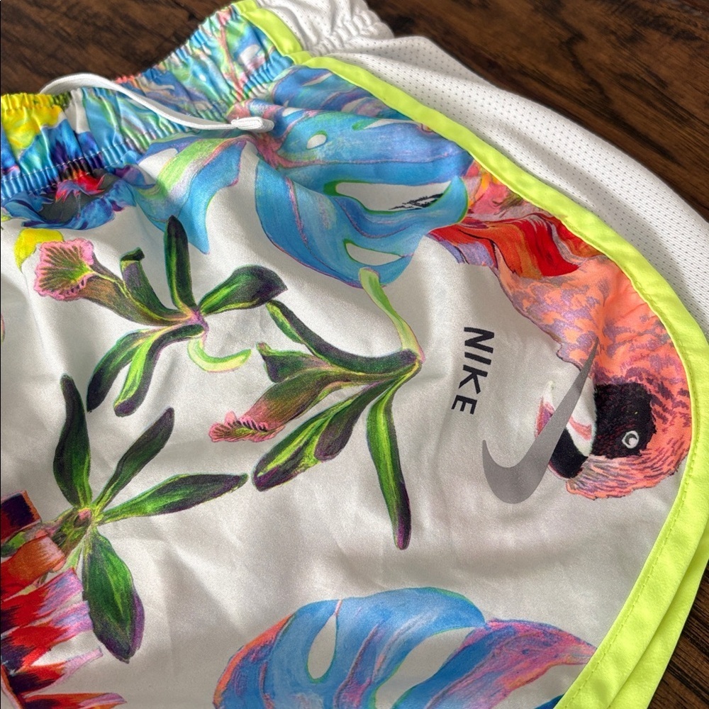 Nike Shorts Womens Neon Floral Tropical Dri-FIT Tempo Running Athletic - Picture 2 of 6